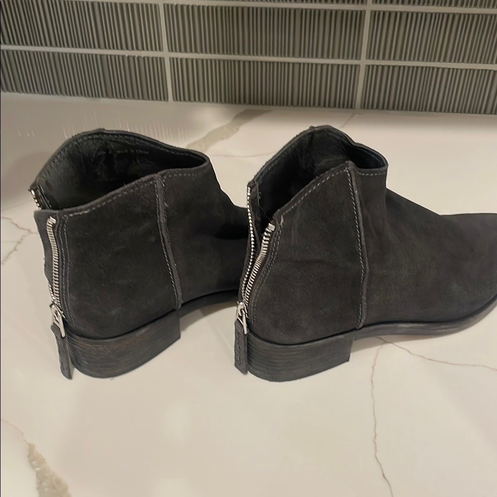 Black Ankle Boots with Slip-On Style Soft Material and Low Heel